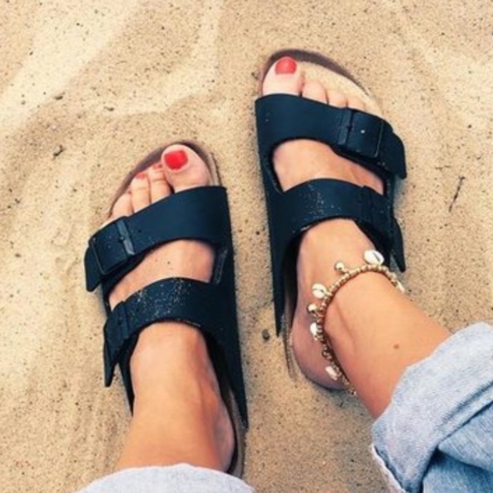 ⭐️ Birkenstock sandals.
